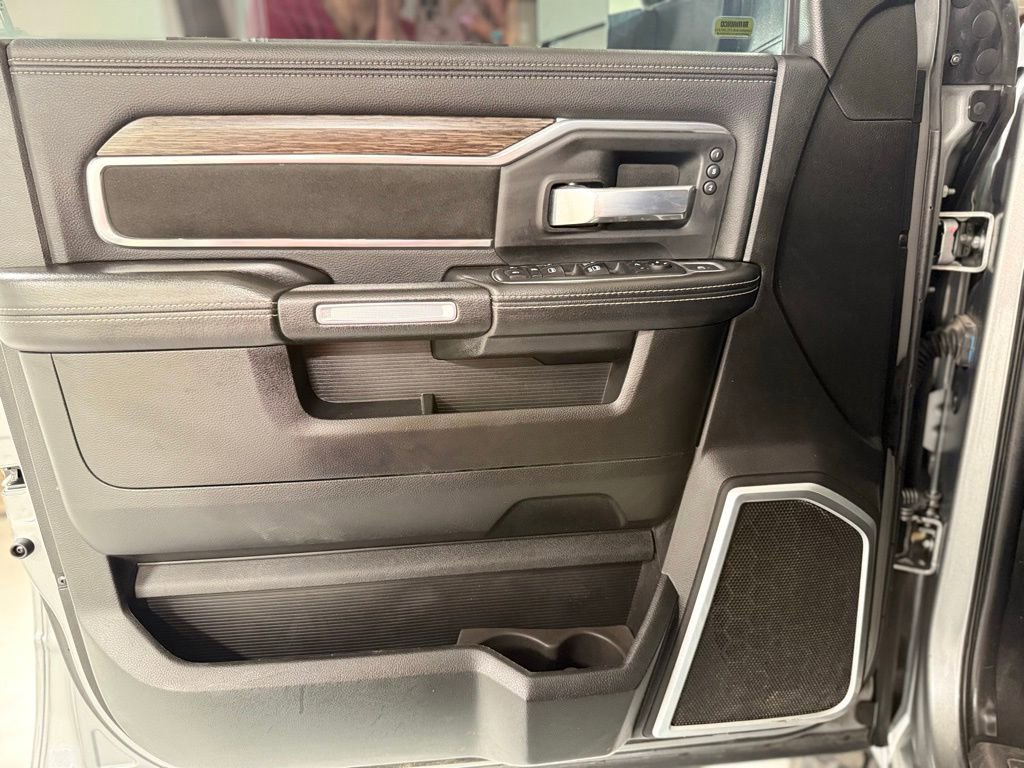 Used 2019 RAM 2500 Laramie image 12