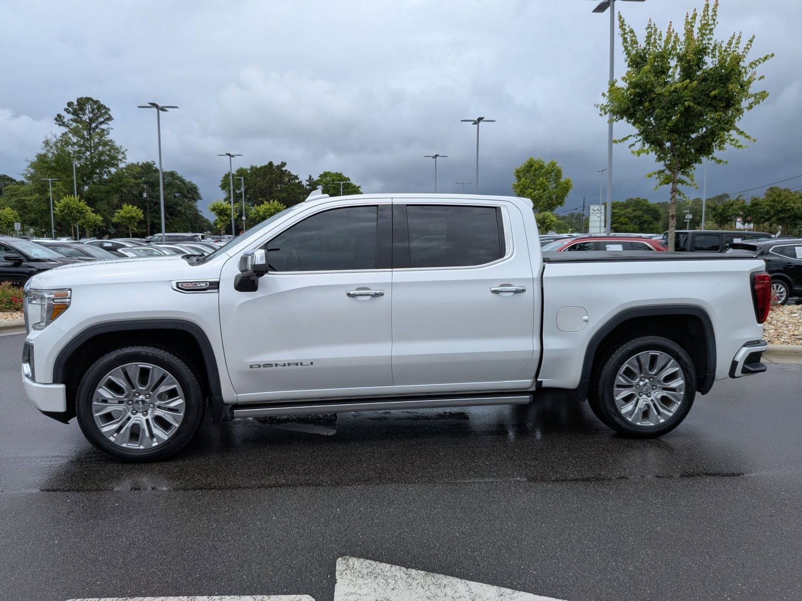Used 2021 GMC Sierra 1500 Denali w/ Denali Premium Package AWD/4WD image 6