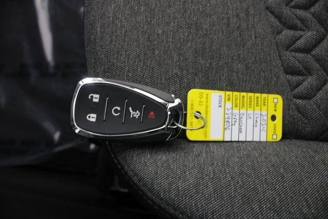 Used 2024 Chevrolet Equinox LT image 7