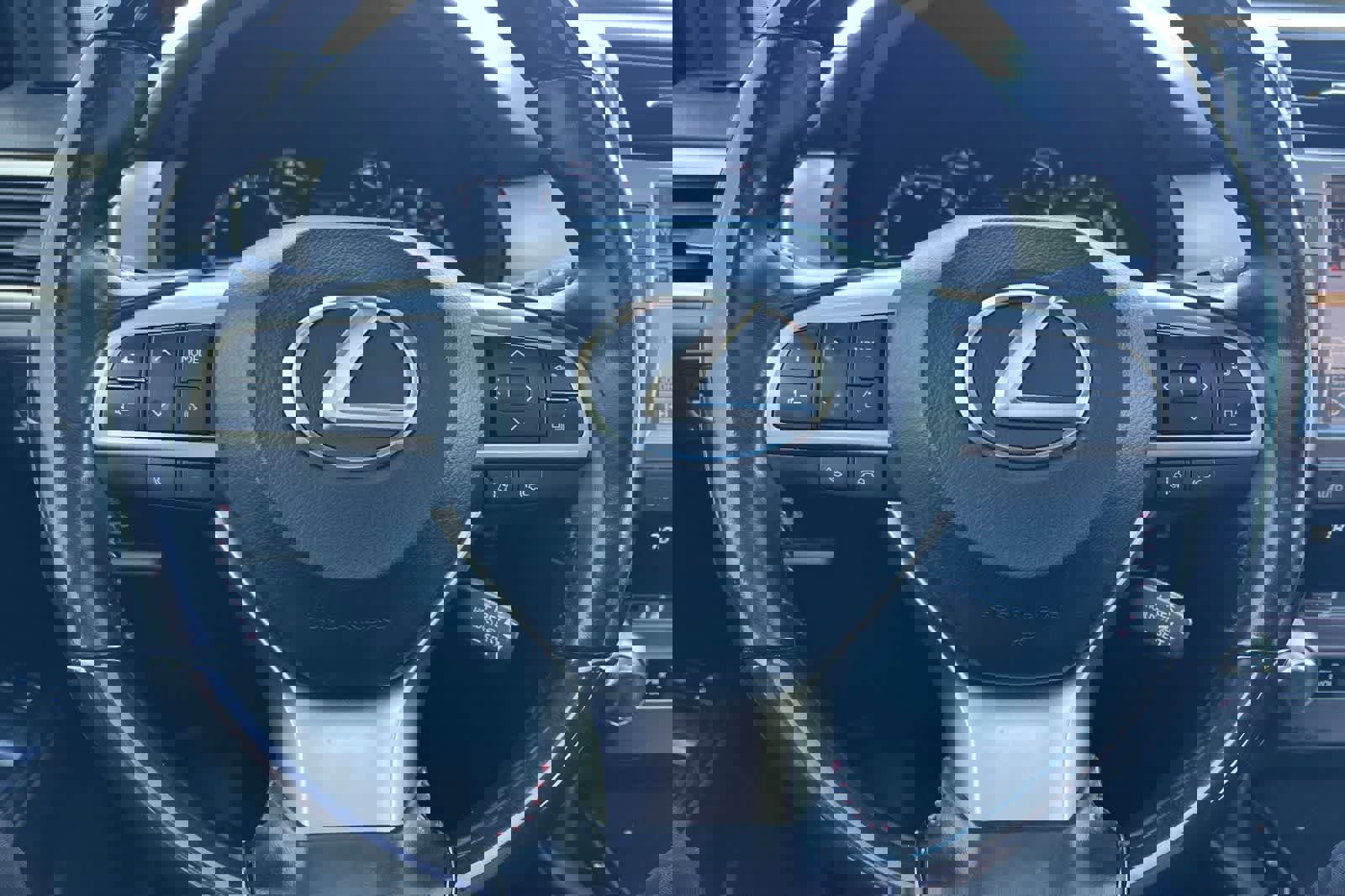 Used 2020 Lexus GX 460 Premium w/ Premium Package image 25