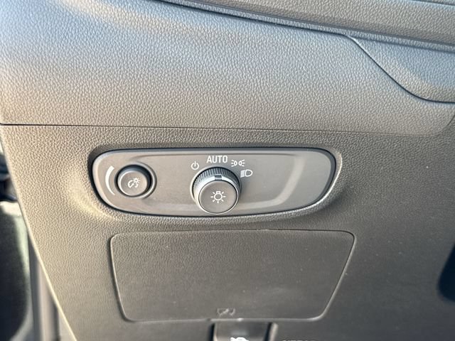 Used 2024 Buick Encore GX Sport Touring FWD image 32
