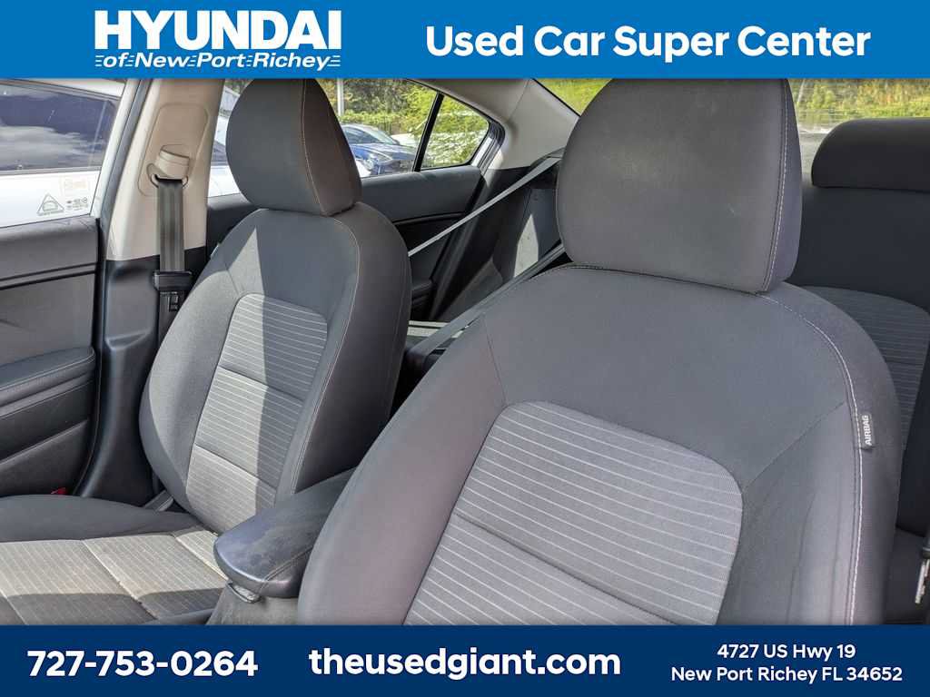 Used 2018 Kia Forte LX w/ LX Popular Package FWD image 3