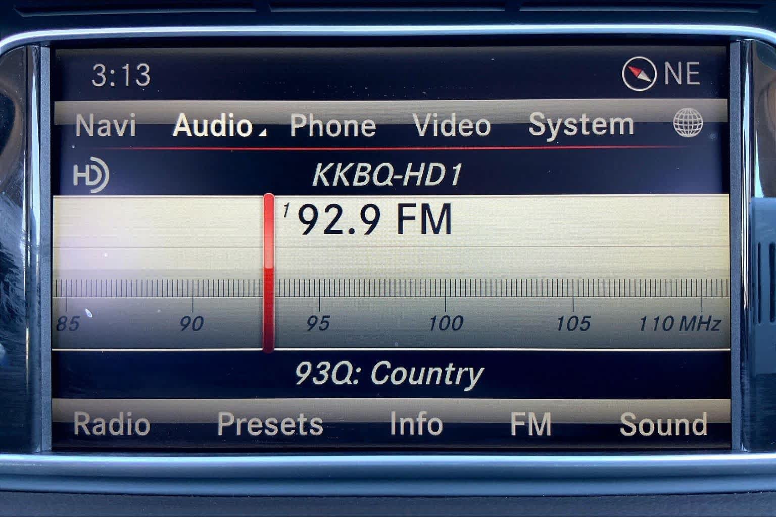 Used 2014 Mercedes-Benz E 350 Sedan image 35