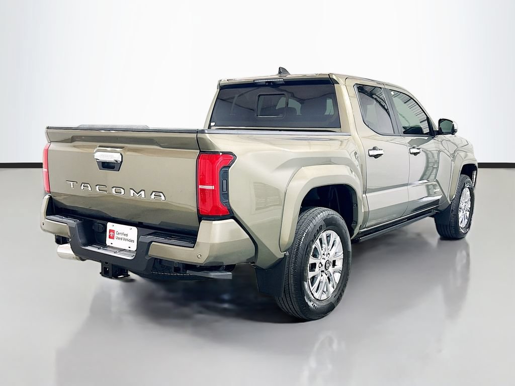 Used 2025 Toyota Tacoma Limited AWD/4WD image 4