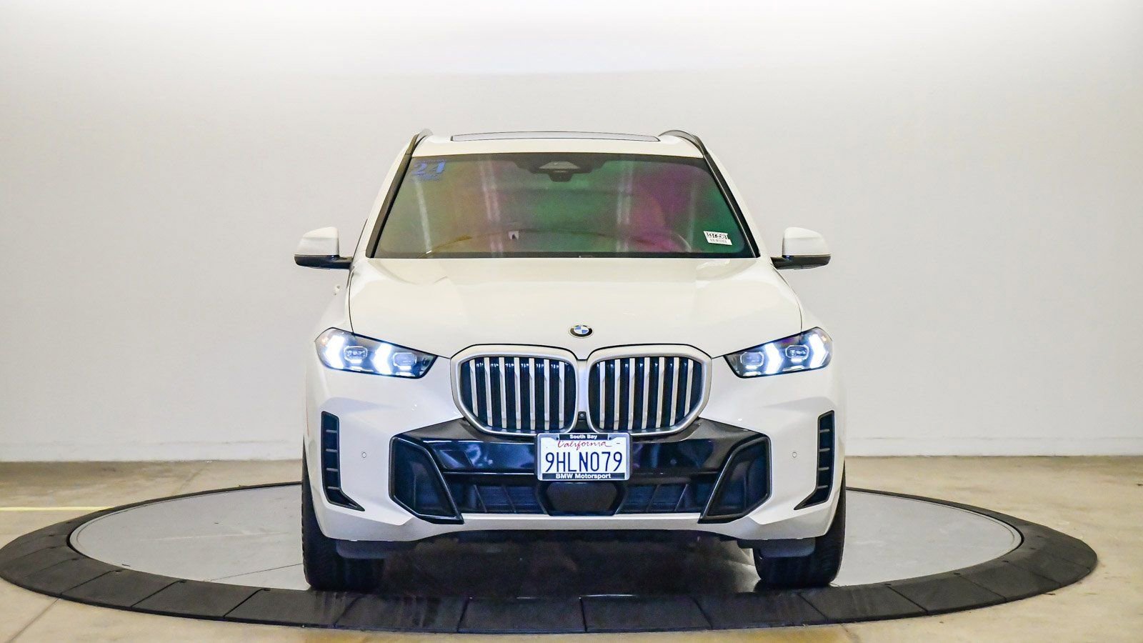 Certified 2024 BMW X5 xDrive40i w/ M Sport Package image 7