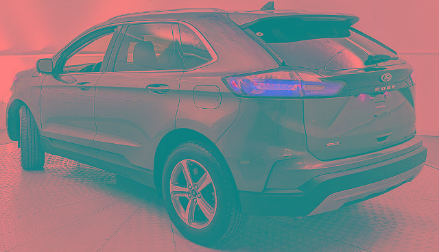 Certified 2023 Ford Edge SEL w/ Convenience Package AWD/4WD image 4