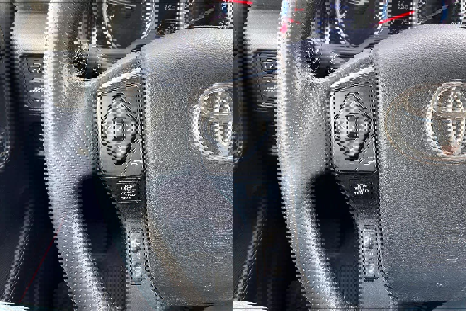 Used 2017 Toyota 4Runner TRD Off-Road Premium image 23