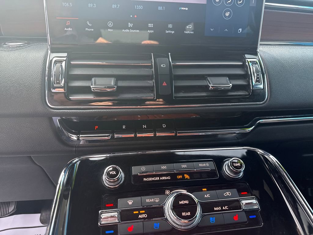 Used 2023 Lincoln Navigator Reserve AWD/4WD image 22