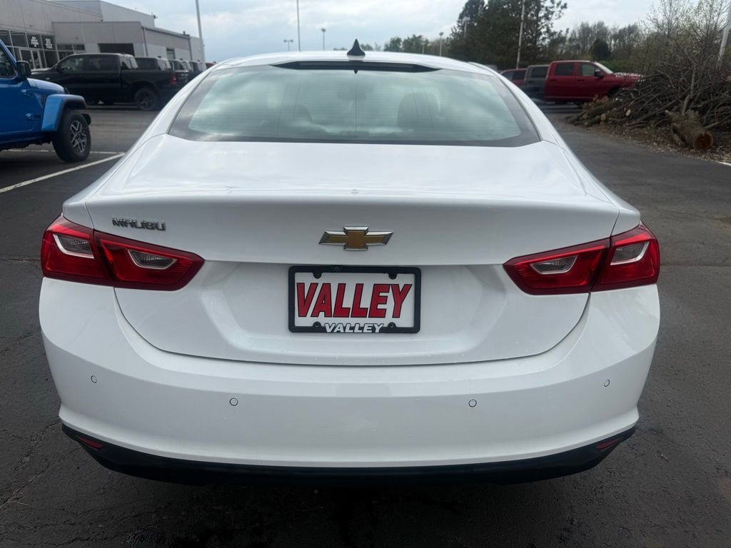 Used 2024 Chevrolet Malibu LS image 4