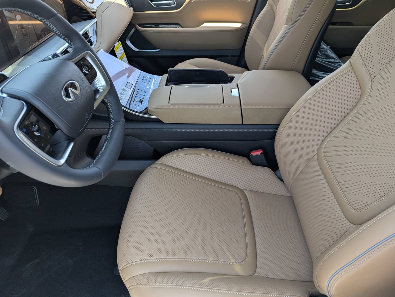 New 2027 INFINITI QX80 Luxe w/ Cargo Package RWD image 13