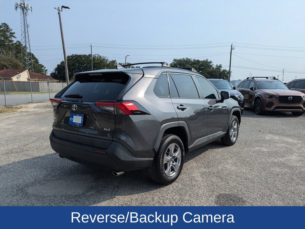 Used 2022 Toyota RAV4 XLE w/ Convenience Package FWD video 4