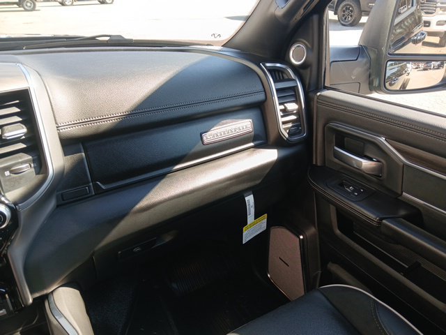 New 2026 RAM 4500 4x4 Crew Cab DRW w/ Laramie Trim Package image 31