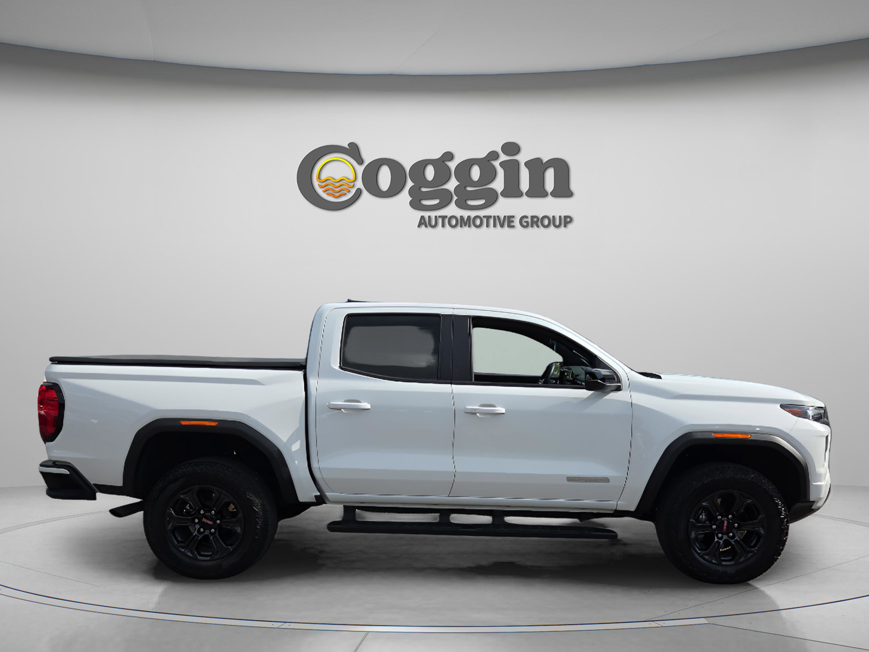 Used 2024 GMC Canyon Elevation w/ Convenience Package RWD image 6