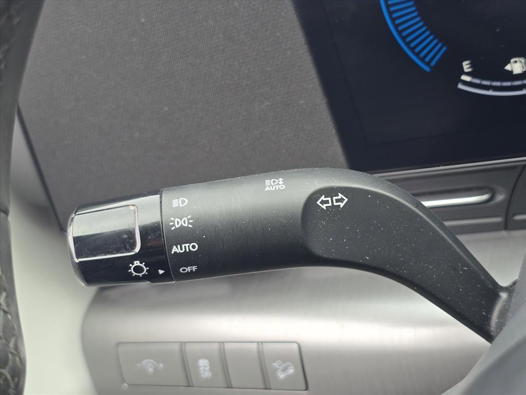 Used 2024 Hyundai Kona SEL image 24