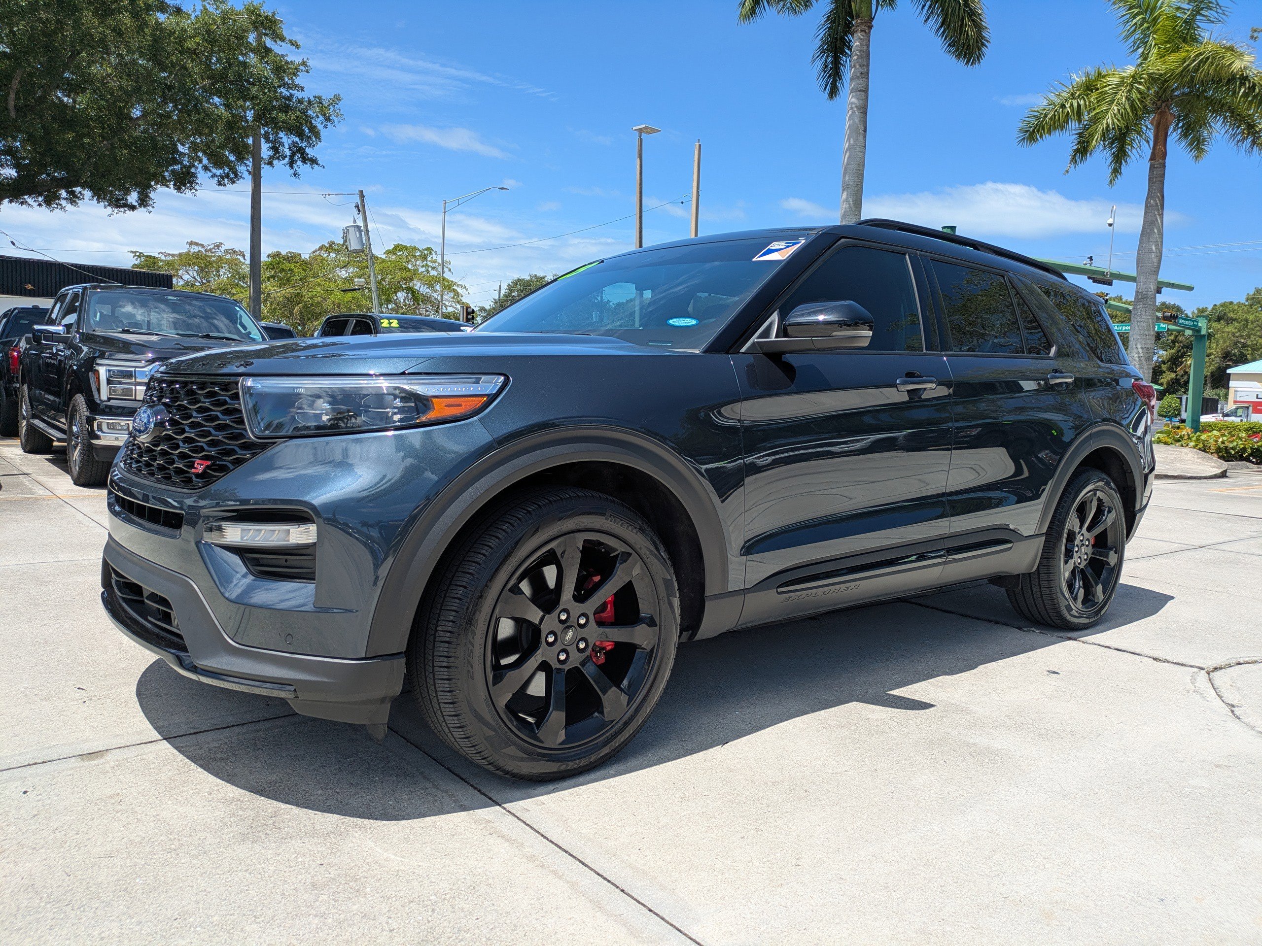 Certified 2023 Ford Explorer ST w/ Equipment Group 401A AWD/4WD image 7