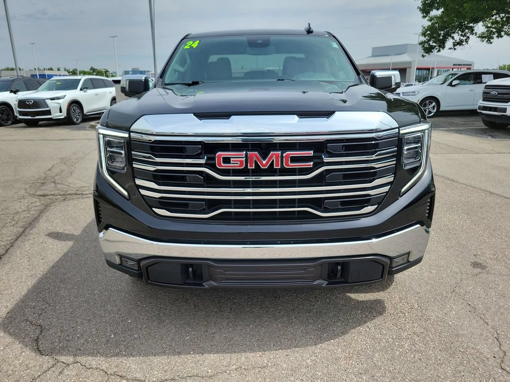 Used 2024 GMC Sierra 1500 SLT AWD/4WD image 8