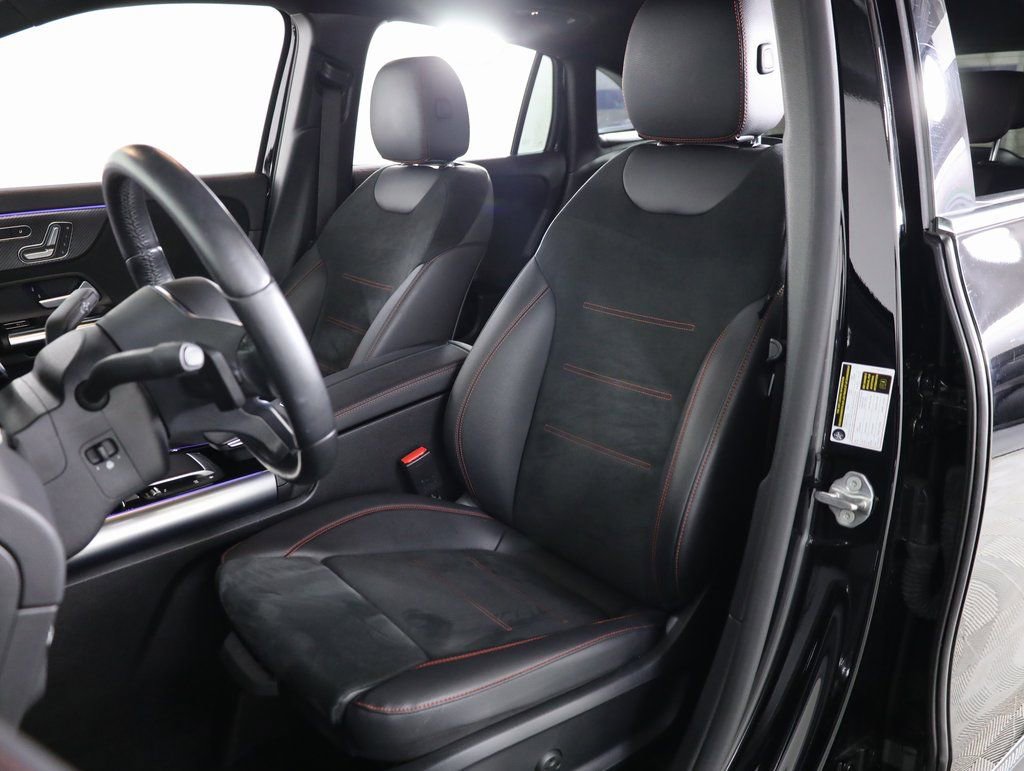 Certified 2022 Mercedes-Benz GLA 250 4MATIC image 31