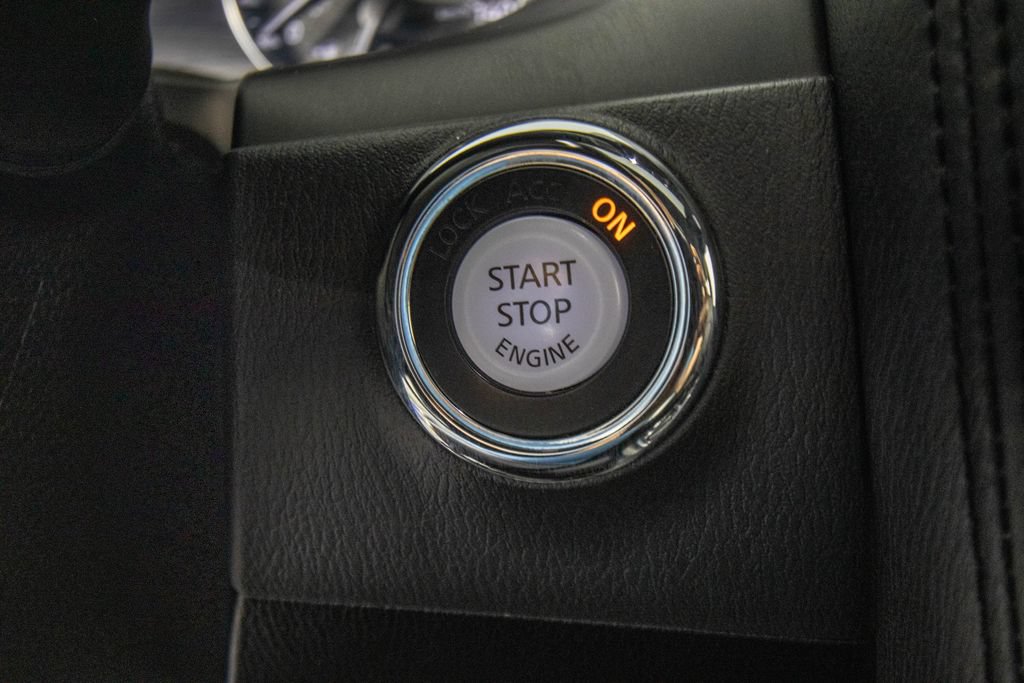 Used 2023 Nissan Armada SL w/ Midnight Edition Package RWD image 27