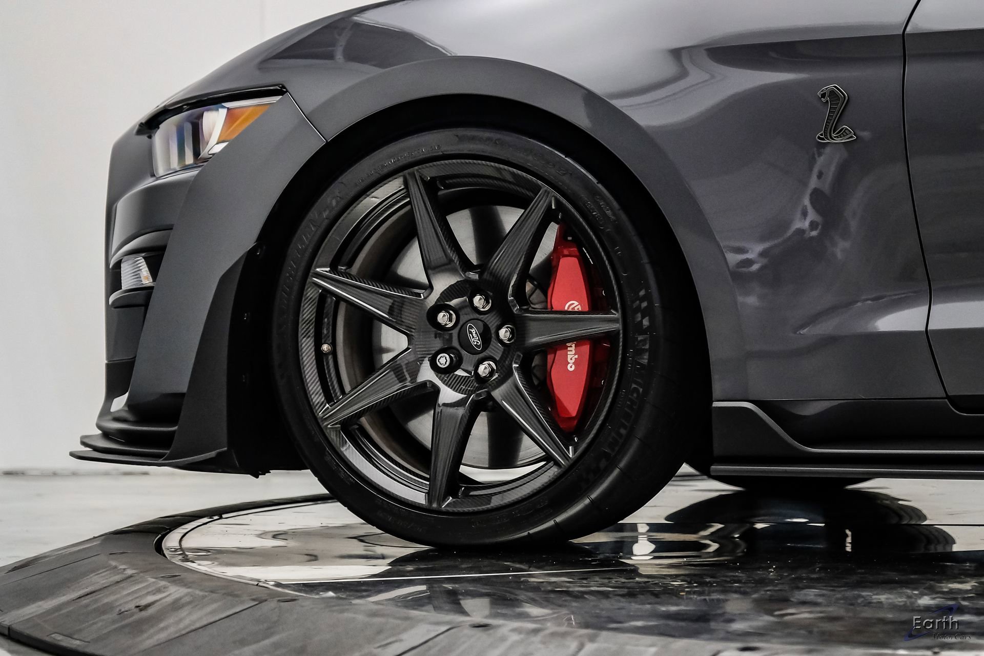 Used 2021 Ford Mustang Shelby GT500 w/ Carbon Fiber Track Pack image 94