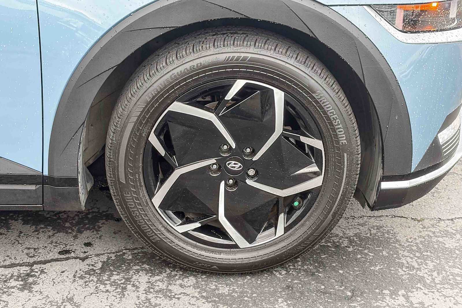 Used 2022 Hyundai Ioniq 5 SE w/ Cargo Package image 9