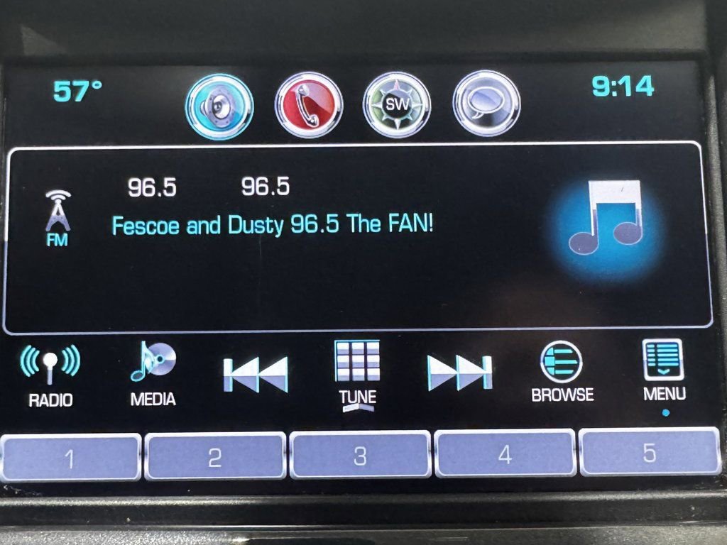 Used 2016 Chevrolet Impala LT w/ Convenience Package image 12