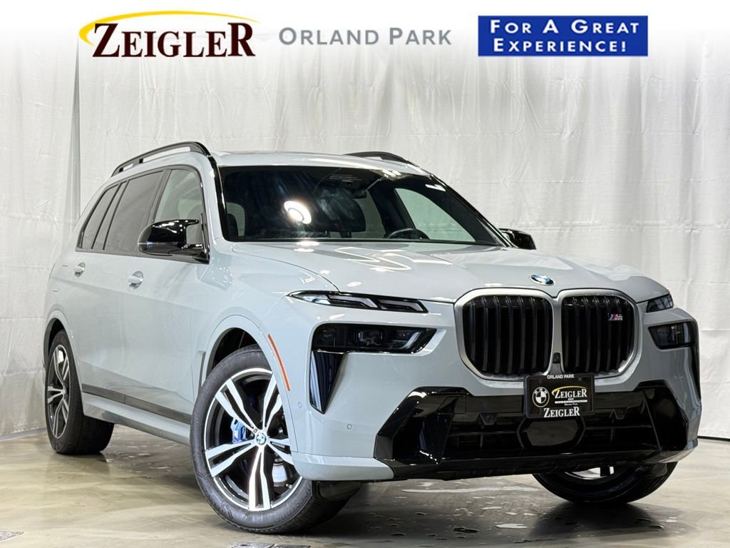 Used 2025 BMW X7 M60i image 1
