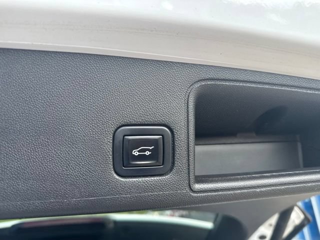 Used 2022 GMC Terrain AT4 w/ GMC Pro Grade Package AWD/4WD image 25