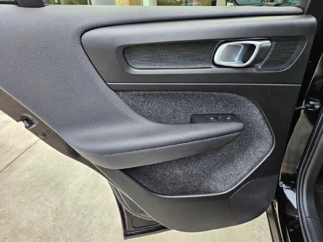 Used 2023 Volvo C40 P8 Recharge Ultimate w/ Protection Package Premier AWD/4WD image 16