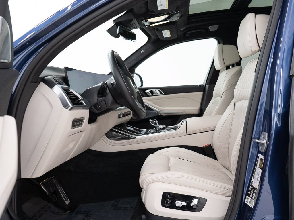 Used 2025 BMW ALPINA XB7 AWD/4WD image 15