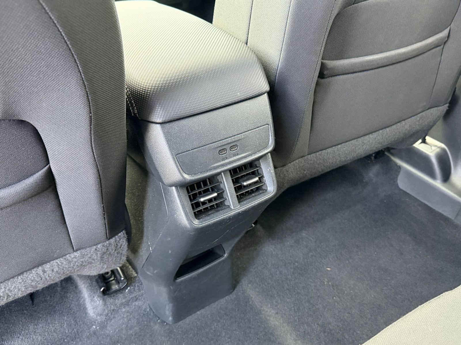 Used 2025 Chevrolet Equinox LT FWD image 22