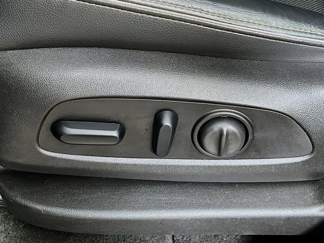 Used 2018 GMC Terrain Denali w/ Advanced Safety Package AWD/4WD image 11