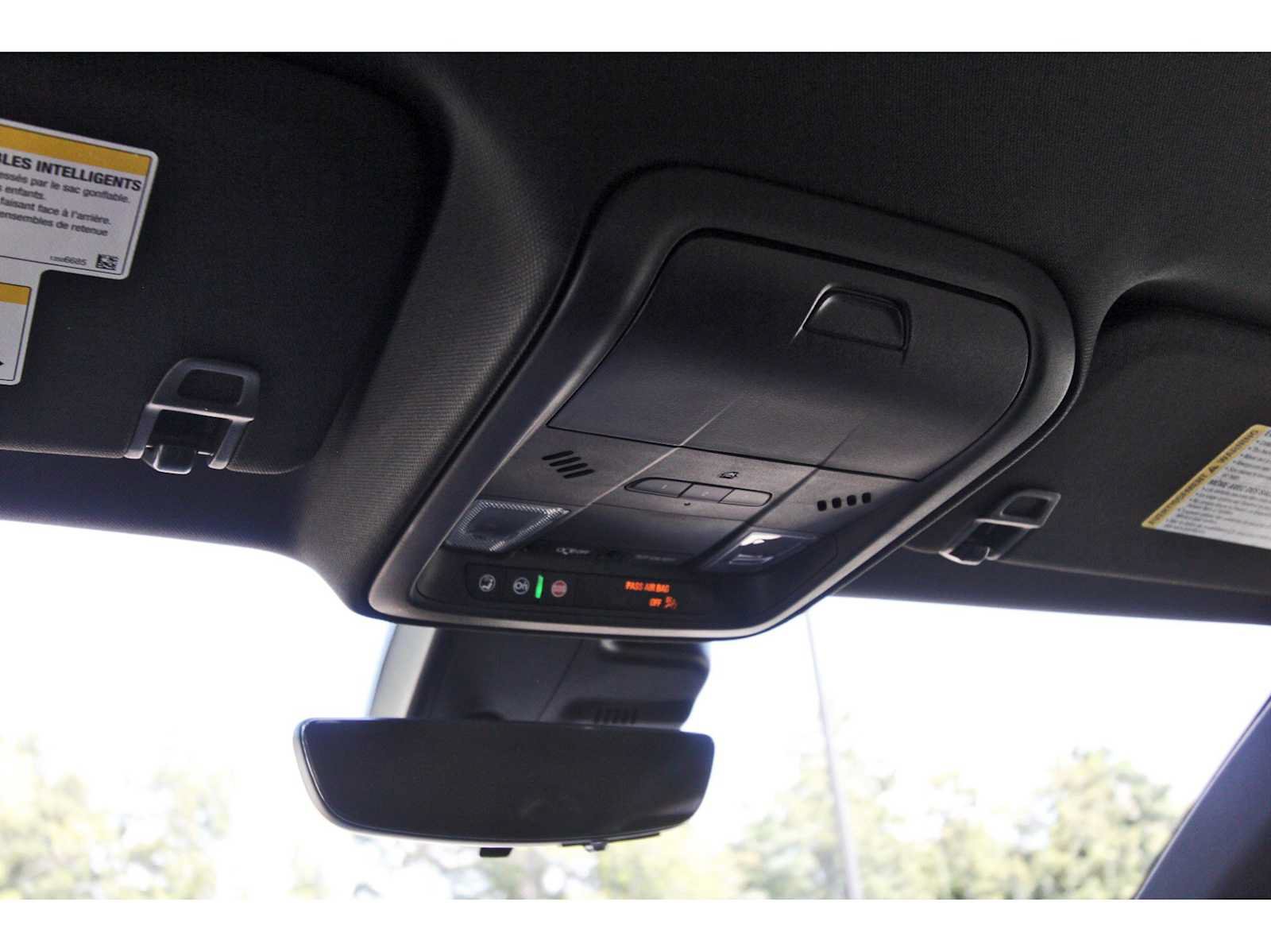 Used 2021 Cadillac XT4 Sport w/ Enhanced Visibility Package FWD image 20