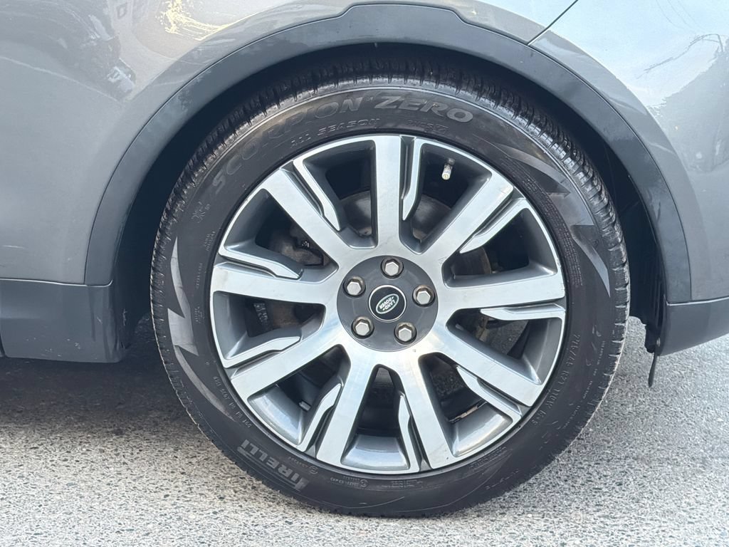 Used 2018 Land Rover Discovery HSE Luxury AWD/4WD image 9