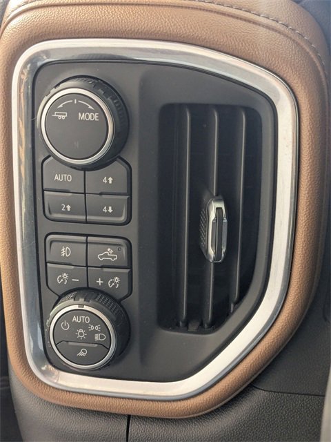 Certified 2023 Chevrolet Silverado 3500 High Country image 15