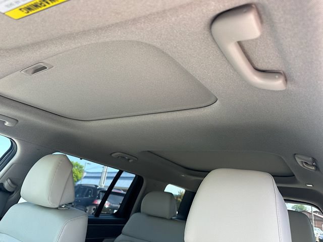 Used 2024 Hyundai Santa Fe Limited AWD/4WD image 21