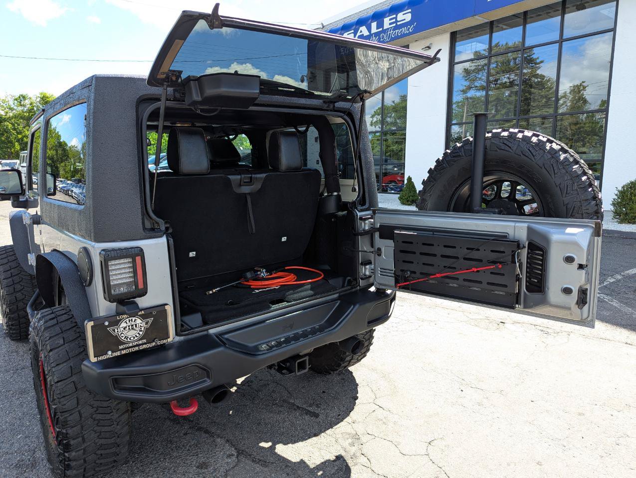 Used 2017 Jeep Wrangler Rubicon AWD/4WD image 39