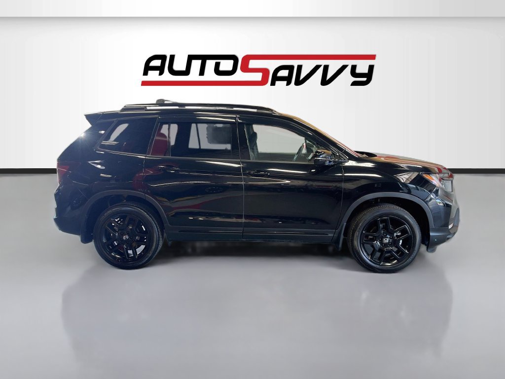 Used 2025 Honda Passport Black Edition image 8