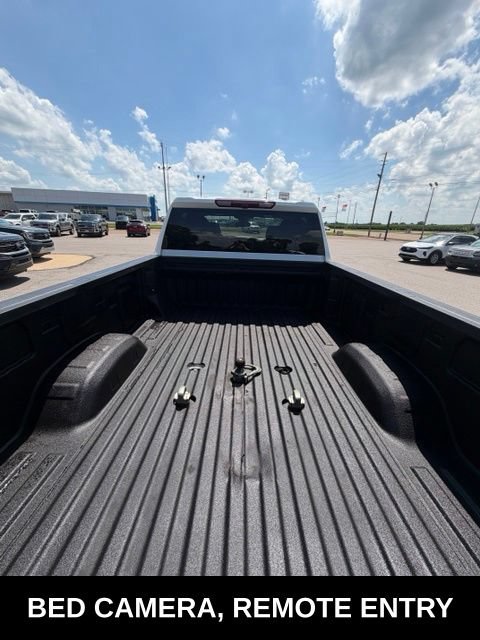 Used 2025 Chevrolet Silverado 3500 W/T AWD/4WD image 2