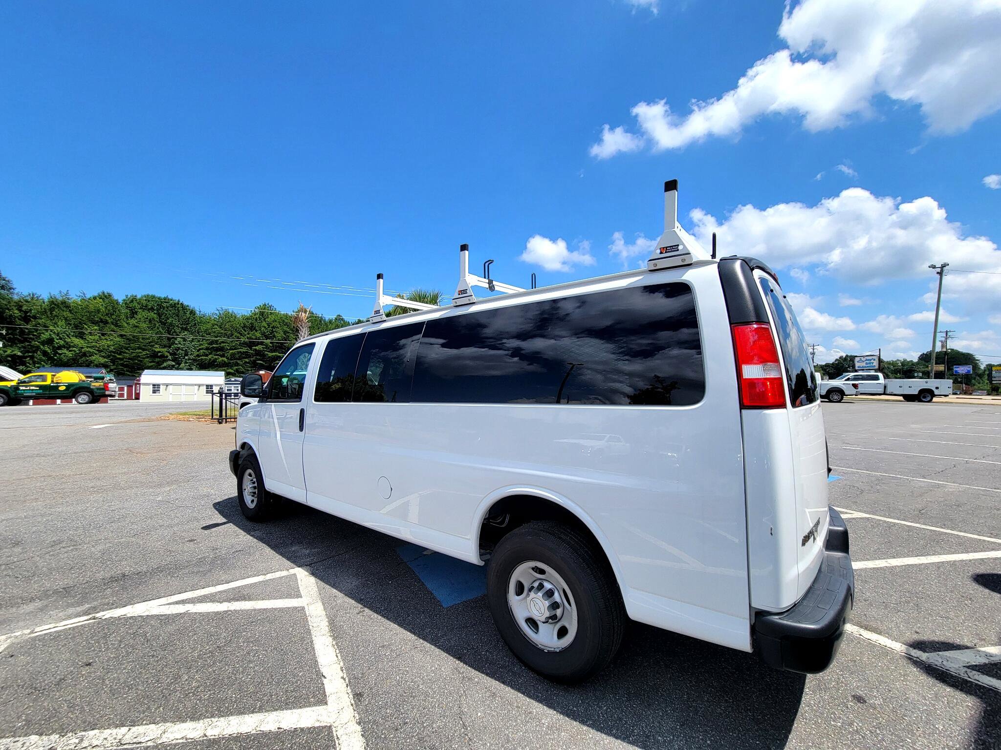 Used 2023 Chevrolet Express 3500 LS image 9
