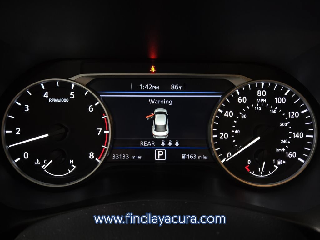 Used 2023 Nissan Sentra SR FWD image 25