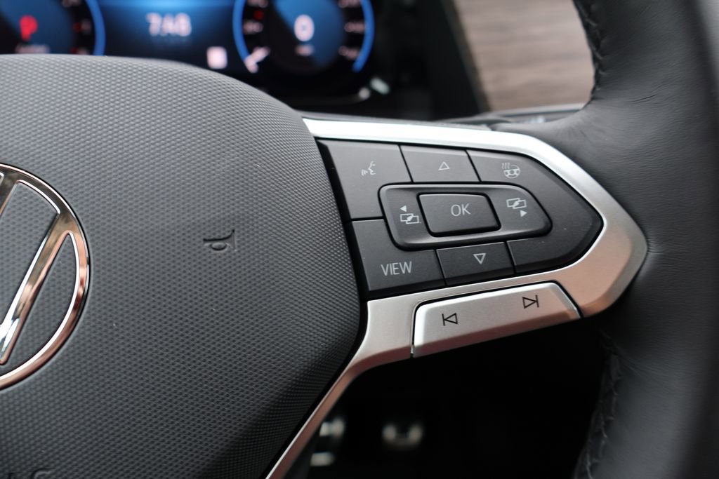 New 2026 Volkswagen Atlas SEL Premium R-Line image 38