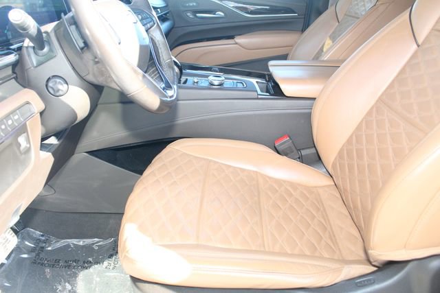 Used 2021 Cadillac Escalade Premium Luxury image 19