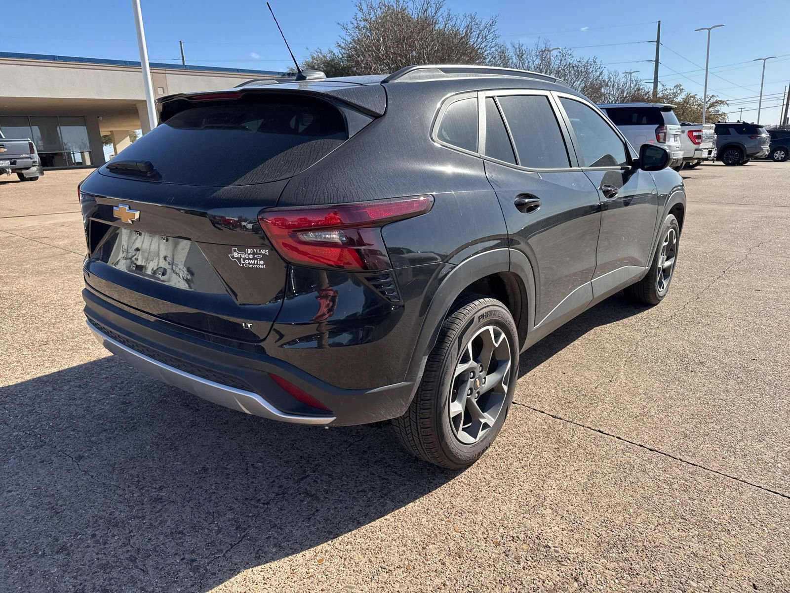Used 2024 Chevrolet Trax LT w/ Driver Confidence Package image 7