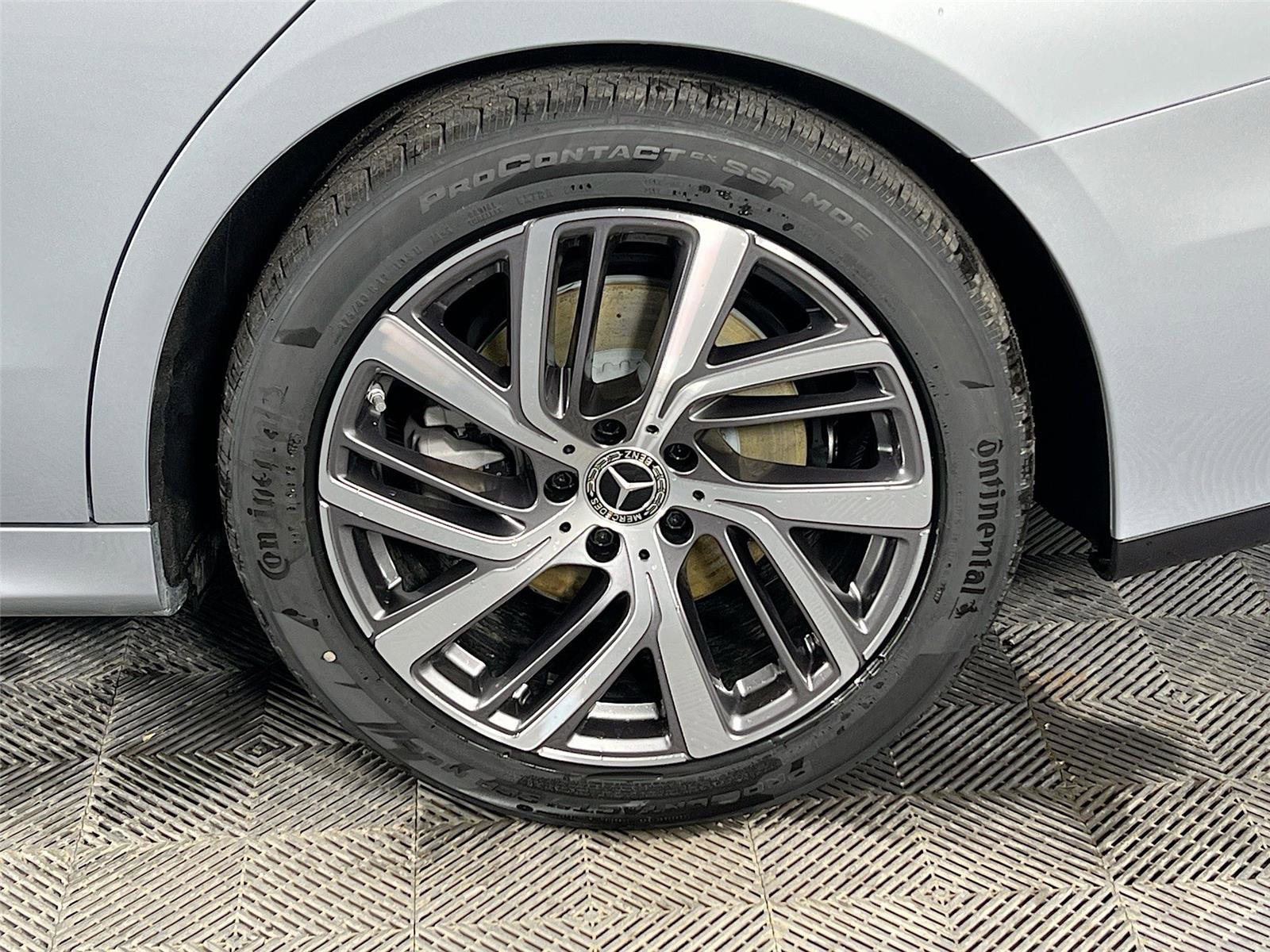 New 2026 Mercedes-Benz E 350 4MATIC Sedan image 32