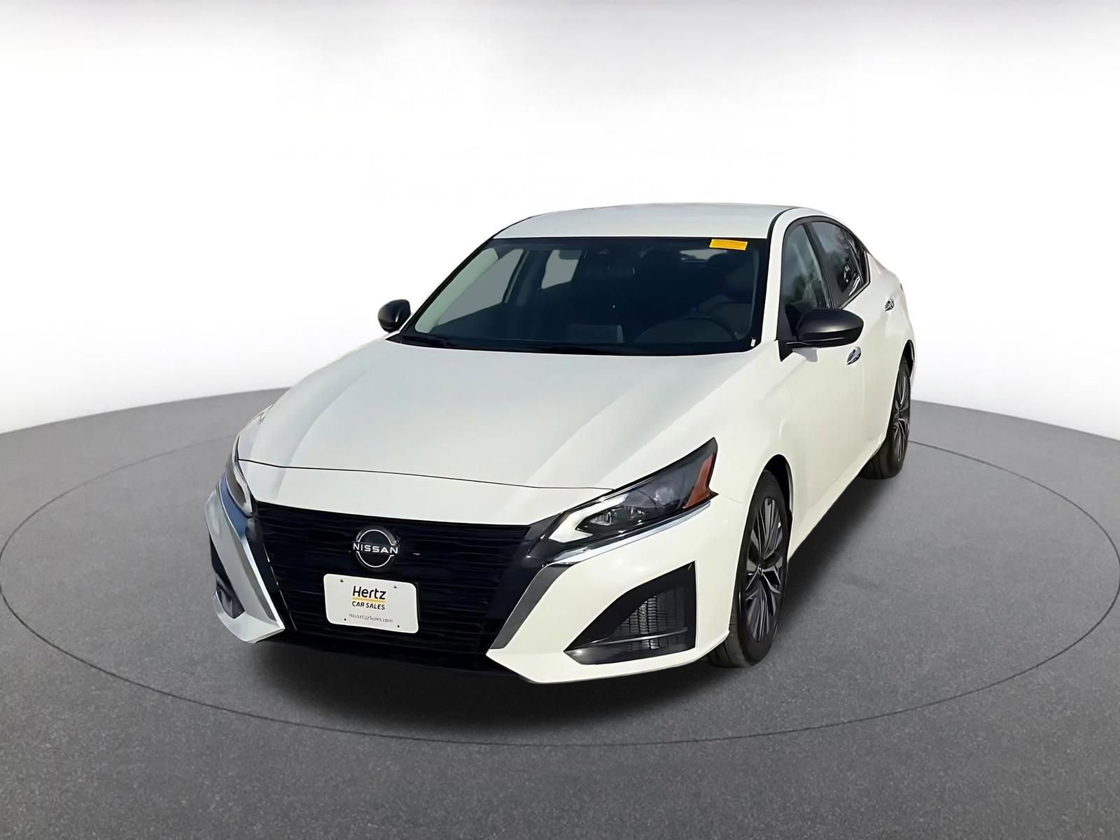 Used 2025 Nissan Altima 2.5 SV FWD image 7