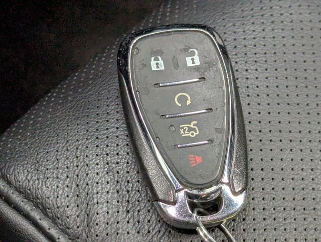Used 2021 Chevrolet Camaro LT RWD image 22