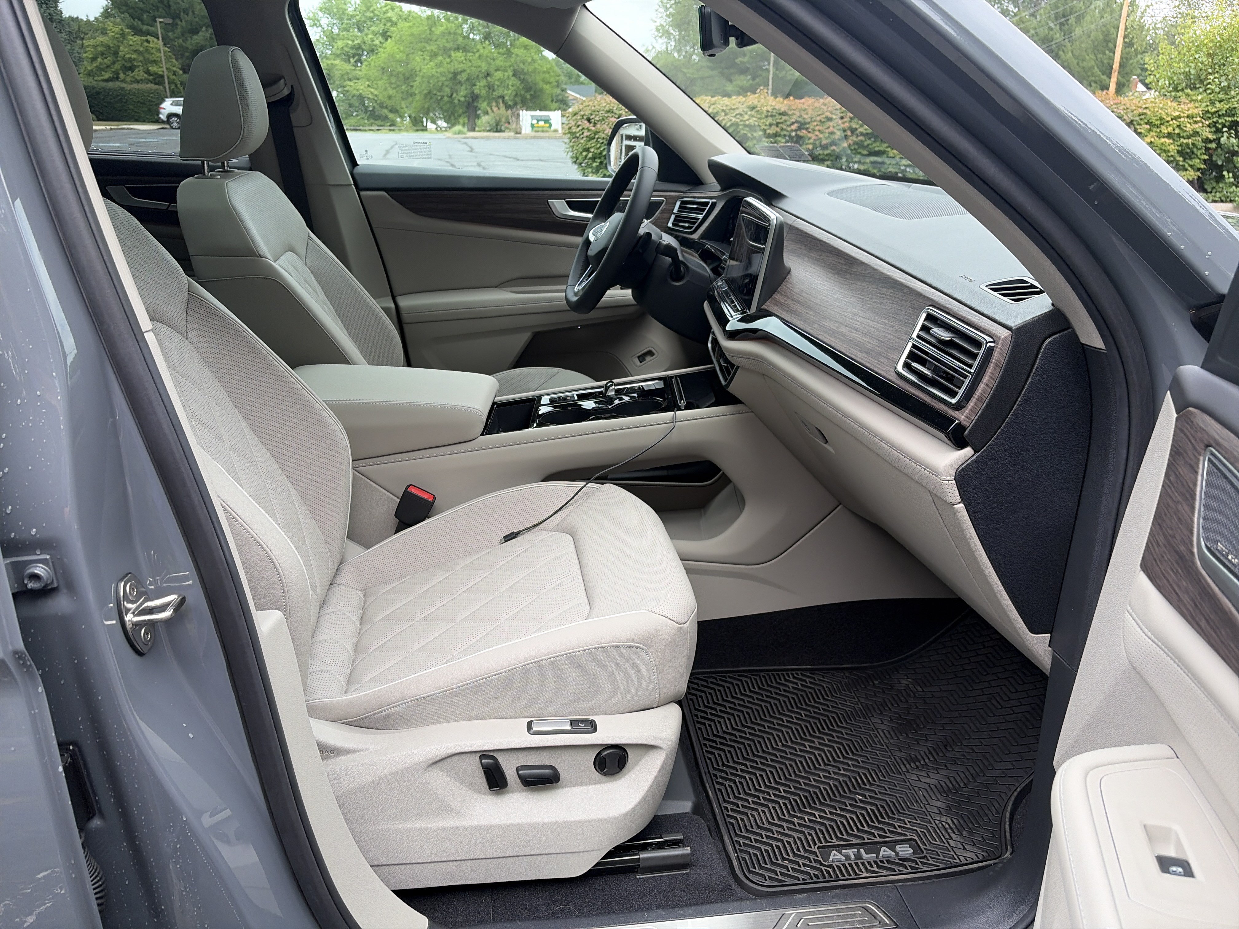 New 2026 Volkswagen Atlas SEL Premium R-Line AWD/4WD image 21