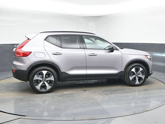 New 2026 Volvo XC40 B5 Plus w/ Protection Package Premier image 8