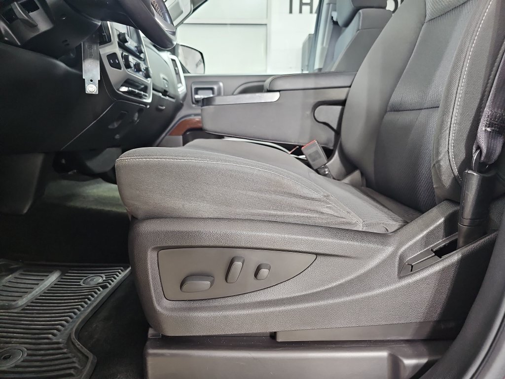 Used 2017 GMC Sierra 1500 SLE w/ SLE Value Package AWD/4WD image 33