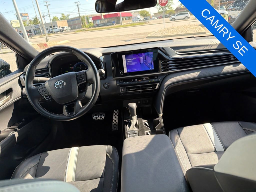 Used 2025 Toyota Camry SE FWD image 23